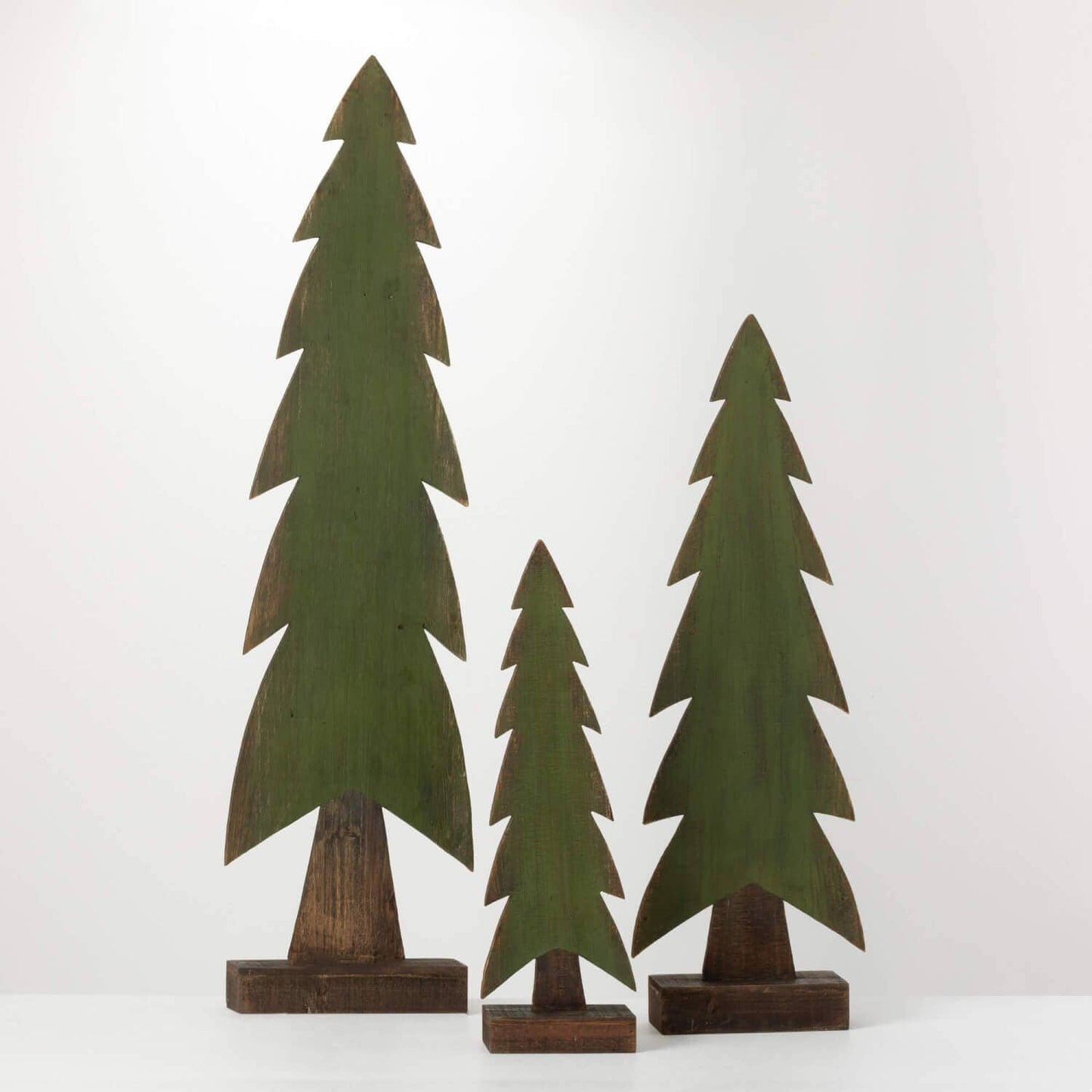 Wooden Oversized Evergreen - Medium