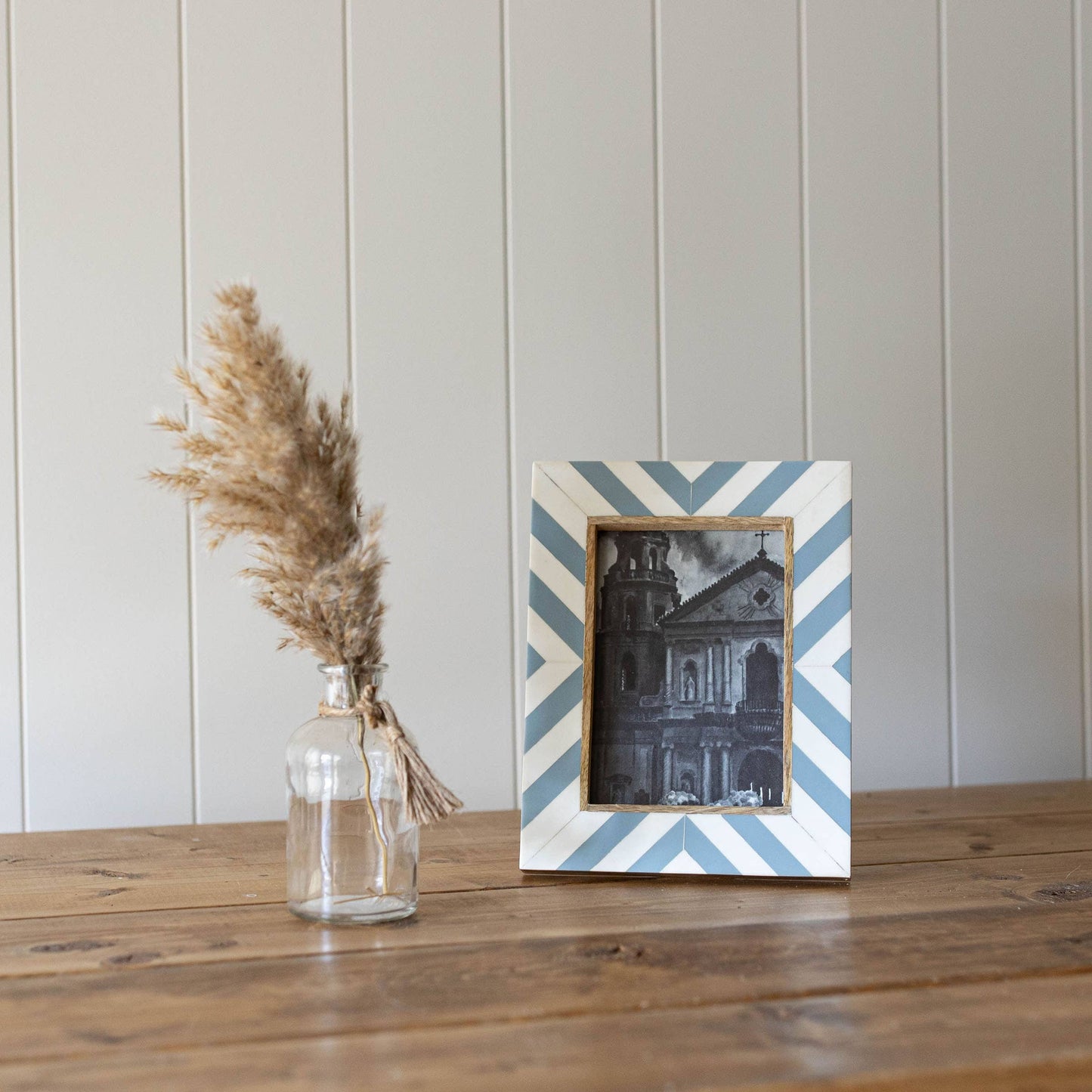 5x7 Photo Coastal Blue and White Resin Picture Frame