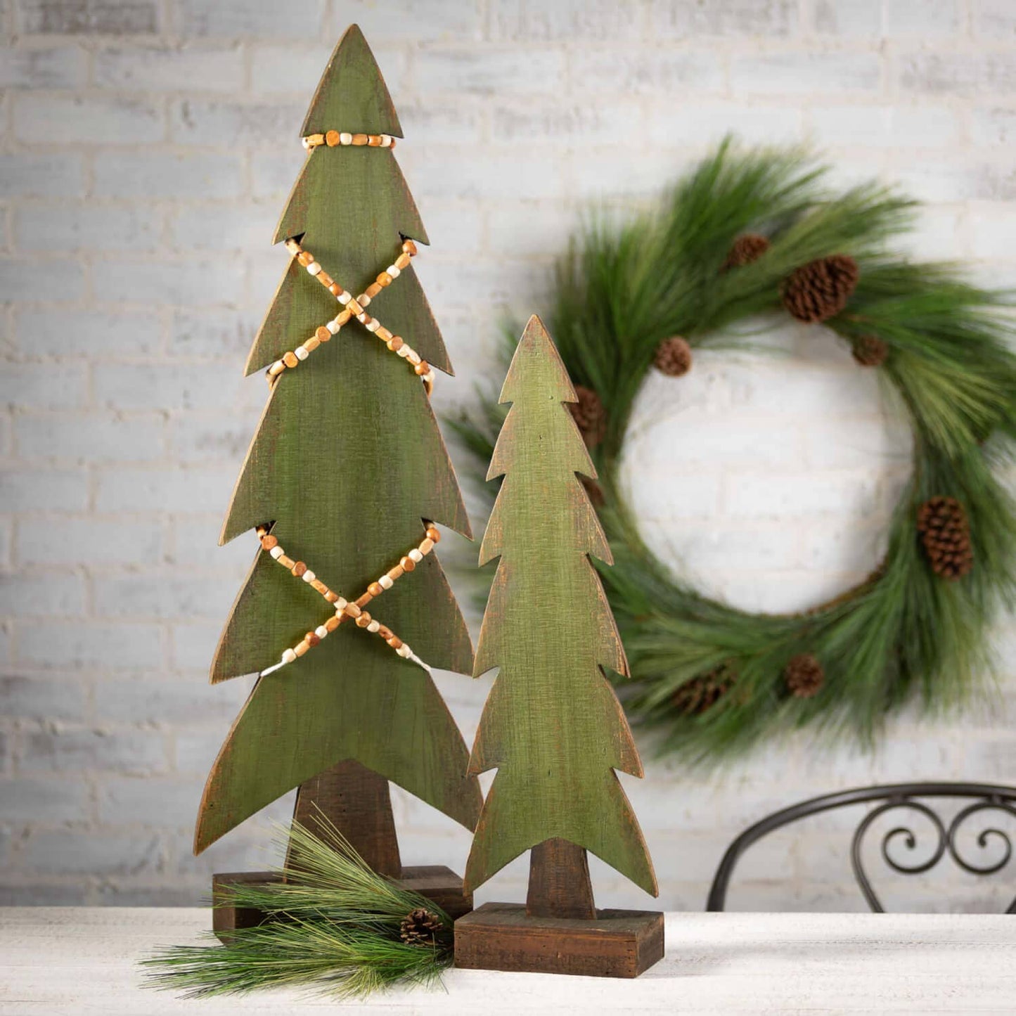 Wooden Oversized Evergreen - Medium