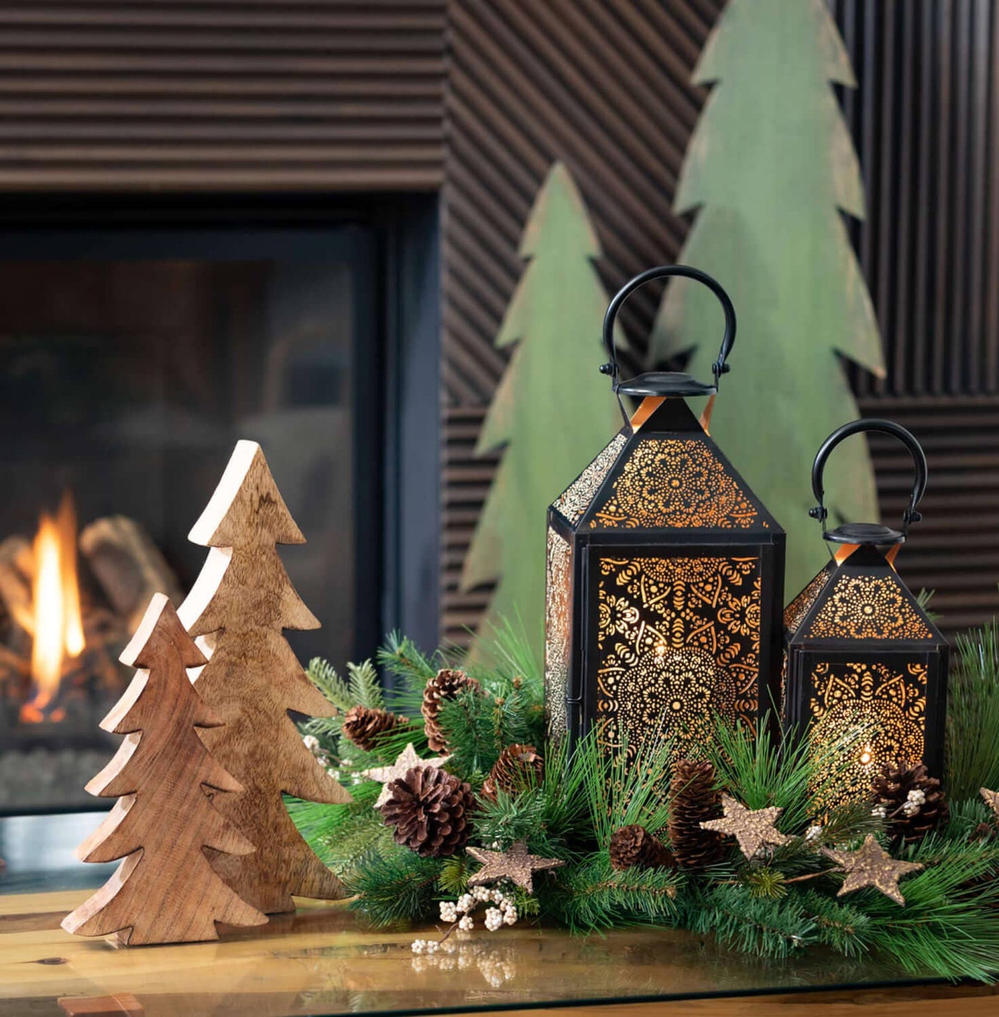 Wooden Oversized Evergreen - Medium