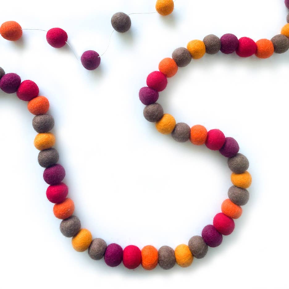 Friendsheep - Falling Leaves Eco Wool Garland Ornament : S - 24 beads/8ft (1" beads)
