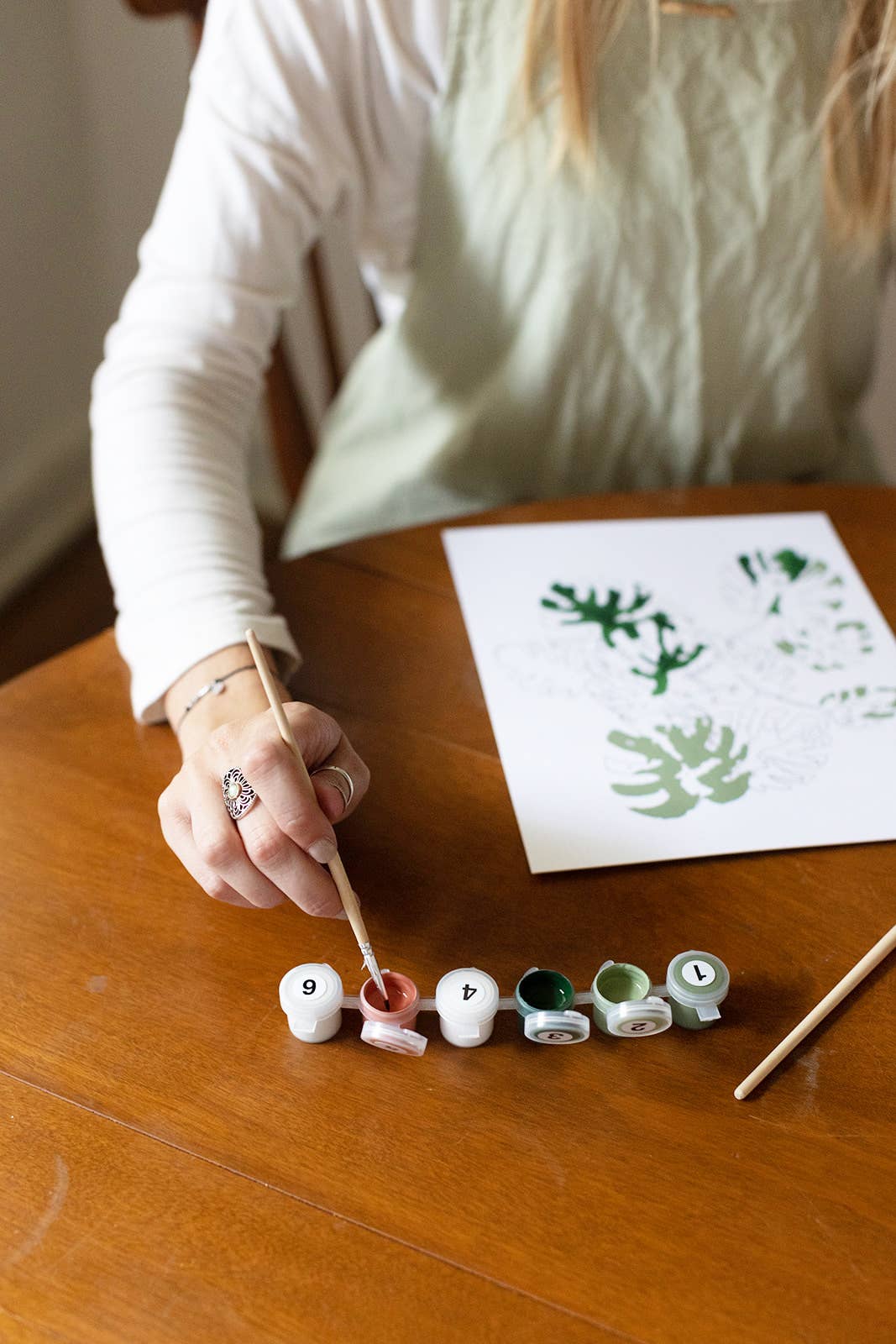 Cate Paper Co. - Red, White, & Bloom Paint-By-Numbers kit
